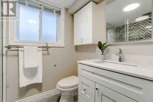 Upper - 31 Farmington Drive, Brampton, ON - Indoor Photo Showing Bathroom