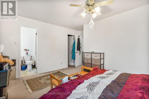 677 Mathieu Way, Ottawa, ON - Indoor Photo Showing Bedroom