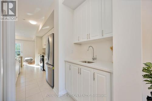 10 Coote Crt., Ajax, ON - Indoor Photo Showing Kitchen