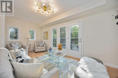 10 Coote Crt., Ajax, ON - Indoor Photo Showing Living Room