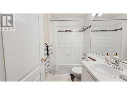 31 1238 Eastern Drive, Port Coquitlam, BC - Indoor Photo Showing Bathroom