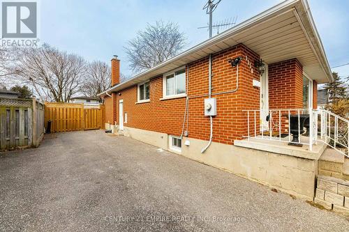 1156 Somerville Street, Oshawa, ON - Outdoor With Exterior