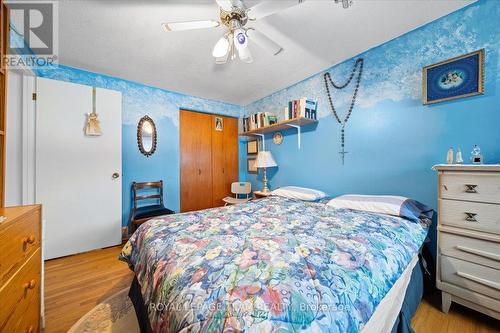 40 - 1295 Ledbury Avenue S, Ottawa, ON - Indoor Photo Showing Bedroom