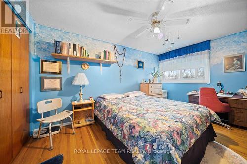 40 - 1295 Ledbury Avenue S, Ottawa, ON - Indoor Photo Showing Bedroom