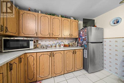 40 - 1295 Ledbury Avenue S, Ottawa, ON - Indoor Photo Showing Kitchen