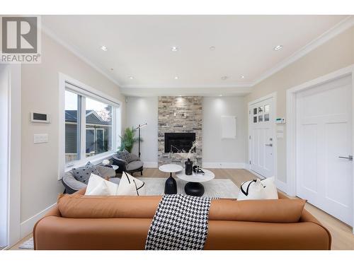 6524 Angus Drive, Vancouver, BC - Indoor Photo Showing Living Room With Fireplace