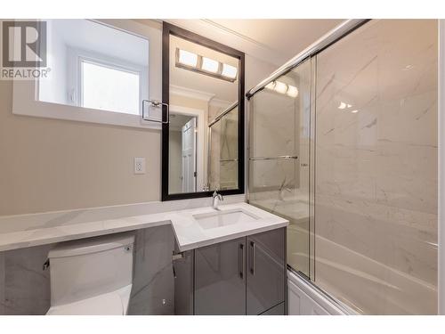 6524 Angus Drive, Vancouver, BC - Indoor Photo Showing Bathroom