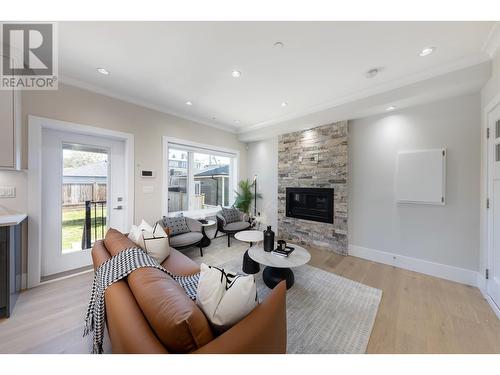 6524 Angus Drive, Vancouver, BC - Indoor Photo Showing Living Room With Fireplace