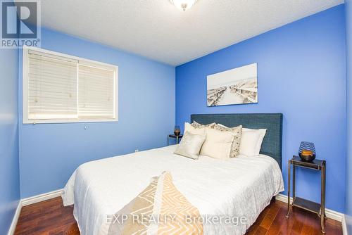 35 Royal Orchard Drive, Brampton, ON - Indoor Photo Showing Bedroom