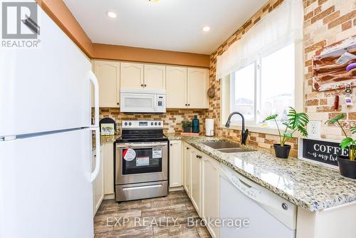 35 Royal Orchard Drive, Brampton, ON - Indoor Photo Showing Kitchen With Double Sink