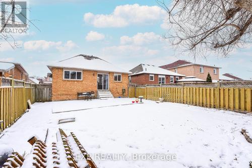 35 Royal Orchard Drive, Brampton, ON - Outdoor