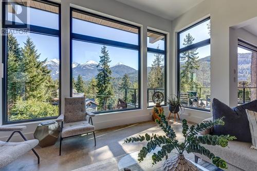 9316 Autumn Place, Whistler, BC - Indoor