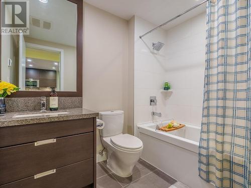 506 2077 Rosser Avenue, Burnaby, BC - Indoor Photo Showing Bathroom