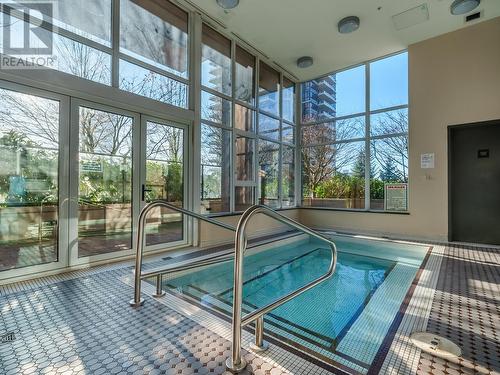 506 2077 Rosser Avenue, Burnaby, BC - Indoor Photo Showing Other Room With In Ground Pool