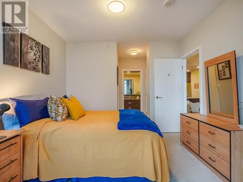 506 2077 Rosser Avenue, Burnaby, BC - Indoor Photo Showing Bedroom