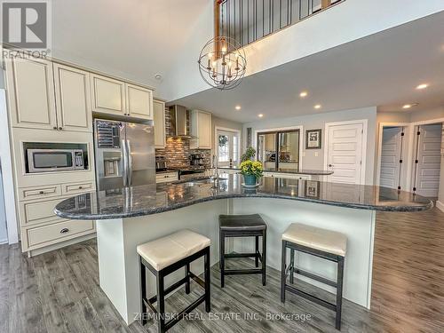 198 Big Nellie Lake Road W, Iroquois Falls (If - Unorganized), ON - Indoor Photo Showing Kitchen With Upgraded Kitchen