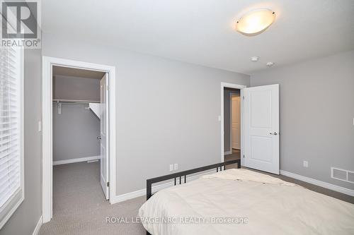 21 Haney Drive, Thorold (562 - Hurricane/Merrittville), ON - Indoor Photo Showing Bedroom