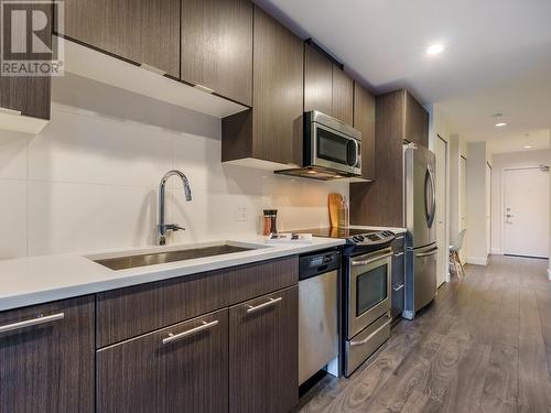 213 733 W 3Rd Street, North Vancouver, BC - Indoor Photo Showing Kitchen With Double Sink With Upgraded Kitchen