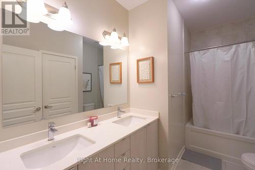 3185 Mintwood Circle, Oakville (1008 - Go Glenorchy), ON - Indoor Photo Showing Bathroom