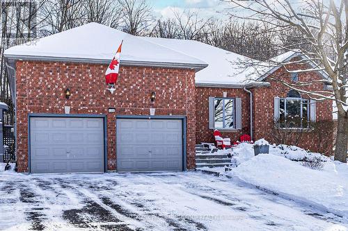 128 Wildwood Trail, Barrie, ON - Outdoor