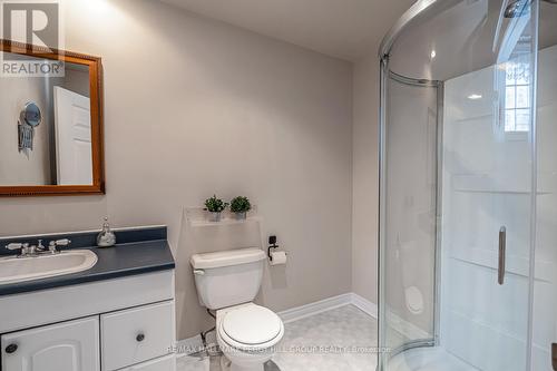 128 Wildwood Trail, Barrie, ON - Indoor Photo Showing Bathroom