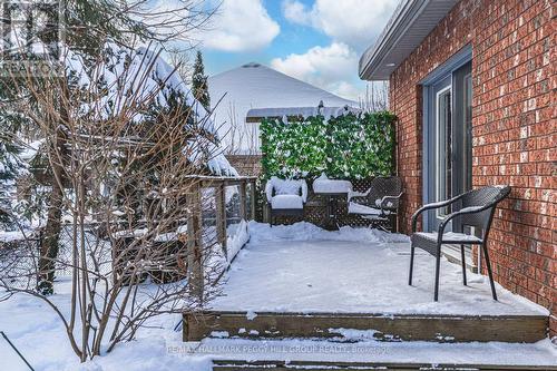 128 Wildwood Trail, Barrie, ON - Outdoor