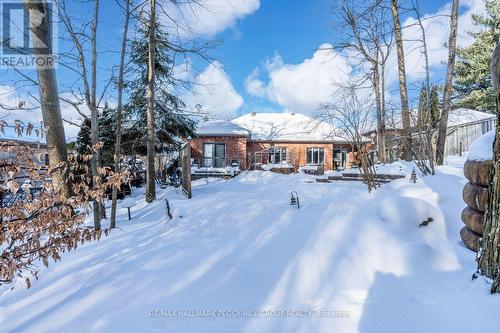 128 Wildwood Trail, Barrie, ON - Outdoor