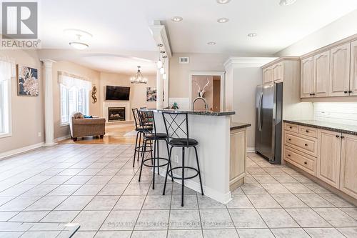 128 Wildwood Trail, Barrie, ON - Indoor Photo Showing Kitchen