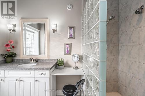 128 Wildwood Trail, Barrie, ON - Indoor Photo Showing Bathroom