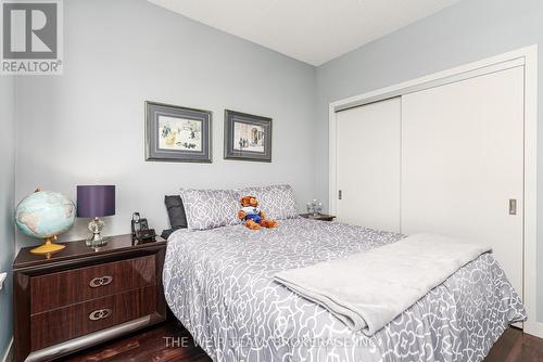 1201 - 2081 Fairview Street, Burlington, ON - Indoor Photo Showing Bedroom