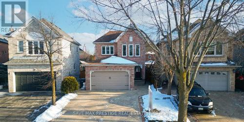 7 Hood Crescent, Brampton, ON - Outdoor With Facade