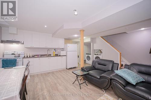 7 Hood Crescent, Brampton, ON - Indoor Photo Showing Kitchen With Double Sink