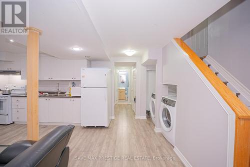 7 Hood Crescent, Brampton, ON - Indoor Photo Showing Laundry Room