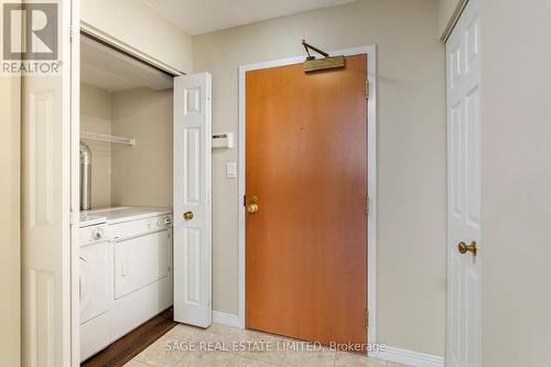 807 - 1 Aberfoyle Crescent, Toronto, ON - Indoor Photo Showing Laundry Room