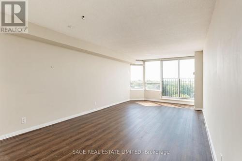 807 - 1 Aberfoyle Crescent, Toronto, ON - Indoor Photo Showing Other Room