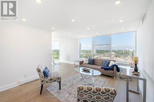 1404 - 1360 Rathburn Road E, Mississauga, ON - Indoor Photo Showing Living Room