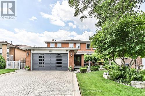 2321 Harcourt Crescent, Mississauga, ON - Outdoor With Facade