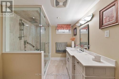 2321 Harcourt Crescent, Mississauga, ON - Indoor Photo Showing Bathroom