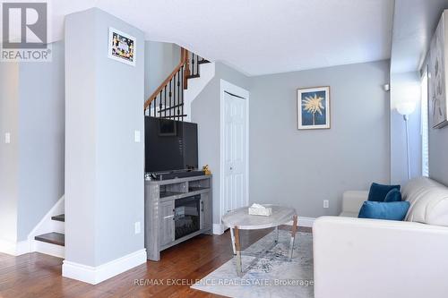 73 Viceroy Crescent, Brampton, ON - Indoor