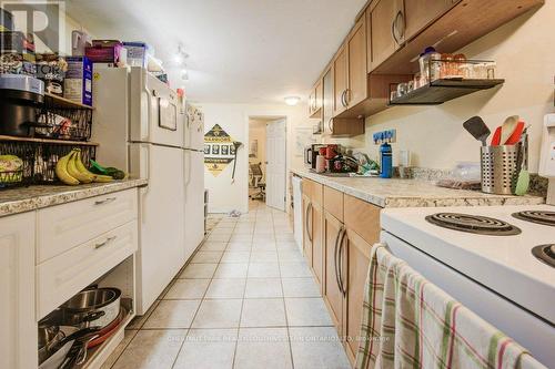 62 Dorset Street, Waterloo, ON - Indoor Photo Showing Kitchen