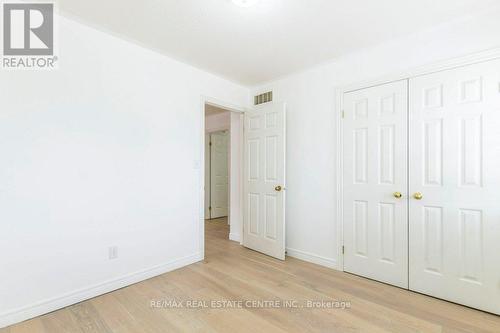 252 Thorner Drive, Hamilton, ON - Indoor Photo Showing Other Room