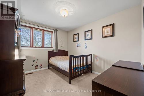 10 Kortright Road E, Guelph (Village), ON - Indoor Photo Showing Bedroom