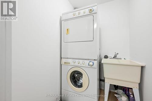 10 Kortright Road E, Guelph (Village), ON - Indoor Photo Showing Laundry Room