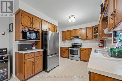 10 Kortright Road E, Guelph (Village), ON - Indoor Photo Showing Kitchen