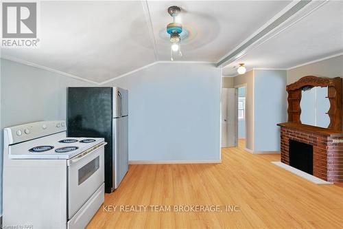 237 Wallace Avenue S, Welland, ON - Indoor Photo Showing Kitchen With Fireplace