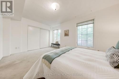 324 - 3 Everson Drive, Toronto, ON - Indoor Photo Showing Bedroom