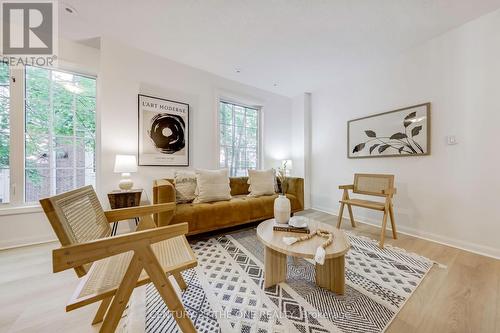 324 - 3 Everson Drive, Toronto, ON - Indoor Photo Showing Living Room