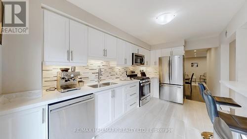 21 Weekes Drive, Ajax, ON - Indoor Photo Showing Kitchen With Double Sink With Upgraded Kitchen