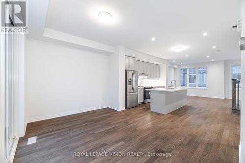 56 Folcroft Street, Brampton, ON - Indoor Photo Showing Kitchen