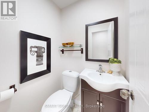 633 Four Winds Way, Mississauga, ON - Indoor Photo Showing Bathroom